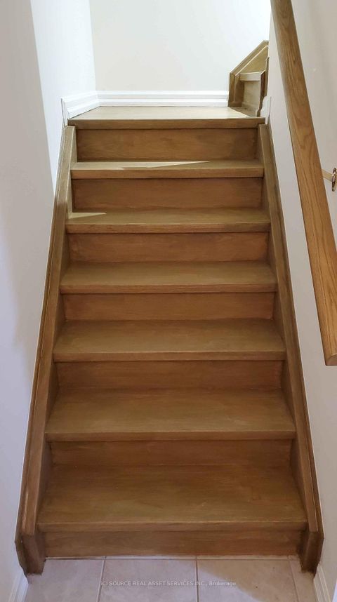 Photo 8 at 11 Levellands Crescent, Langstaff, Richmond Hill Photo 8 at 11 Levellands Crescent, Langstaff, Richmond Hill