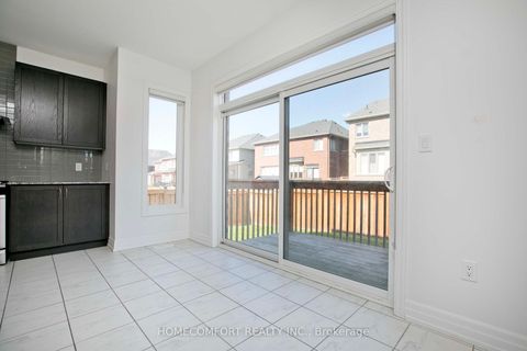 Photo 8 at 14 St Ives Crescent, Williamsburg, Whitby
