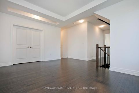 Photo 11 at 14 St Ives Crescent, Williamsburg, Whitby