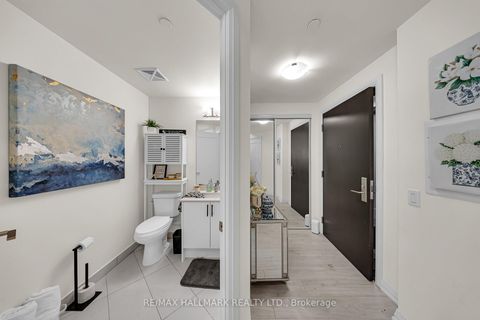Photo 6 at 427 - 9000 Jane Street, Vellore Village, Vaughan