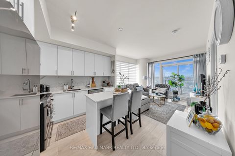 Photo 9 at 427 - 9000 Jane Street, Vellore Village, Vaughan