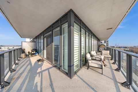 Photo 24 at 427 - 9000 Jane Street, Vellore Village, Vaughan Photo 24 at 427 - 9000 Jane Street, Vellore Village, Vaughan