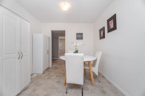Photo 11 at 1431 Harmsworth Square, FA Falgarwood, Oakville