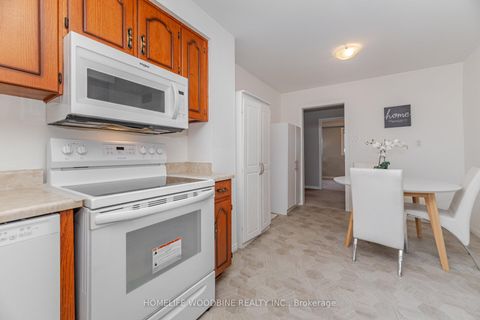 Photo 15 at 1431 Harmsworth Square, FA Falgarwood, Oakville