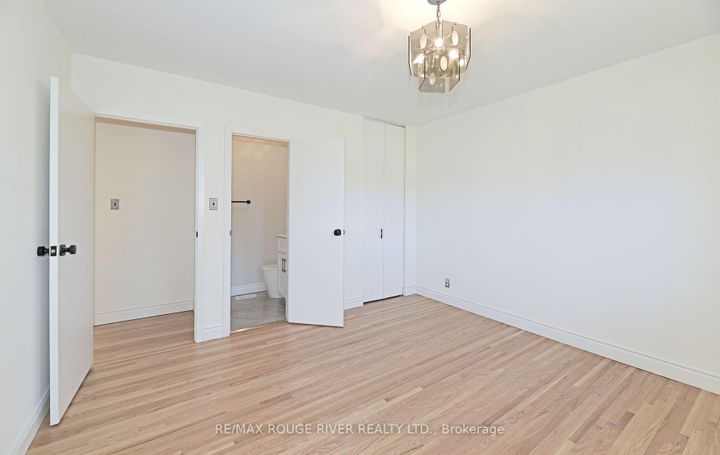 Photo 8 at 710 Kingfisher Drive, Bay Ridges, Pickering