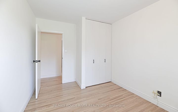 Photo 13 at 710 Kingfisher Drive, Bay Ridges, Pickering
