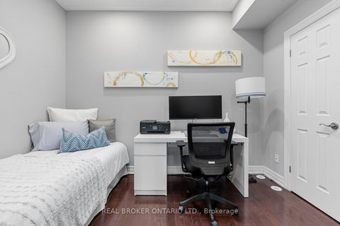 Photo 17 at 51 St Paul Street, Moss Park, Toronto