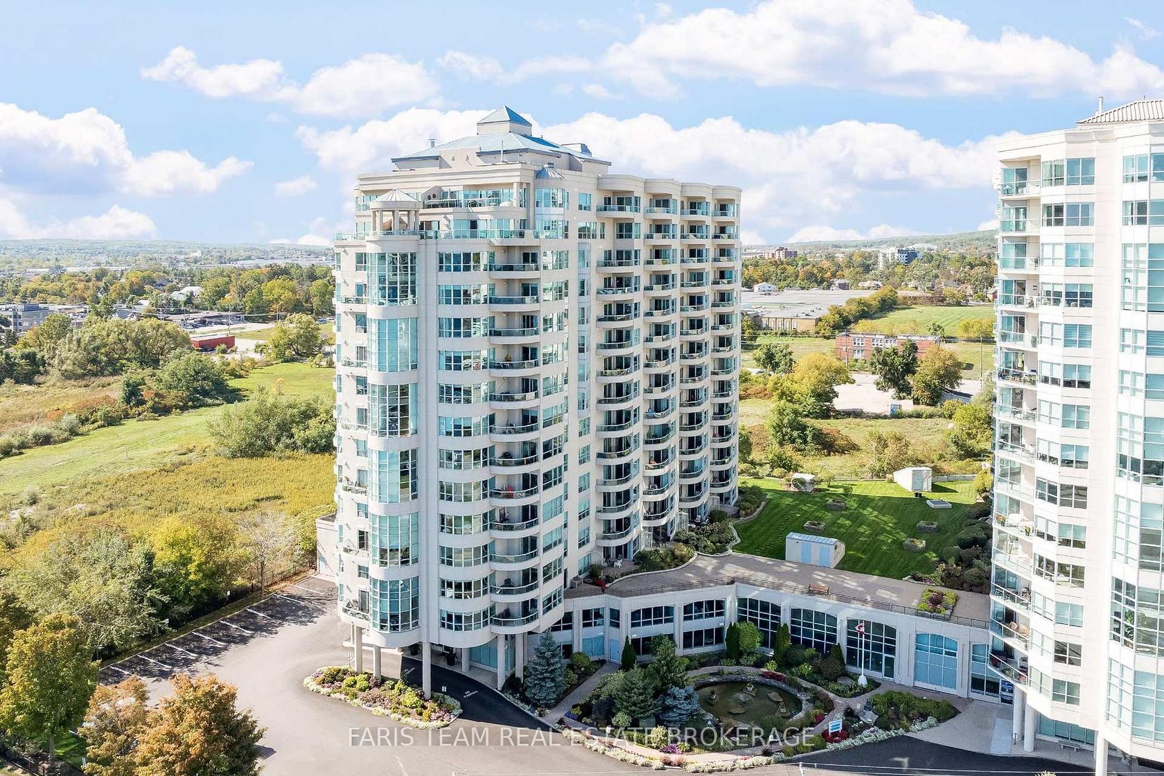 1409 - 2 Toronto Street, City Centre, Barrie photo 6