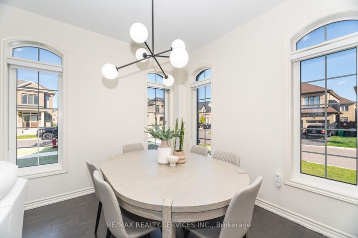 Photo 16 at 62 Block Road, Northwest Brampton, Brampton
