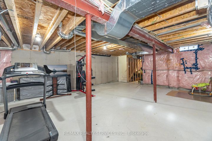 Photo 40 at 62 Block Road, Northwest Brampton, Brampton