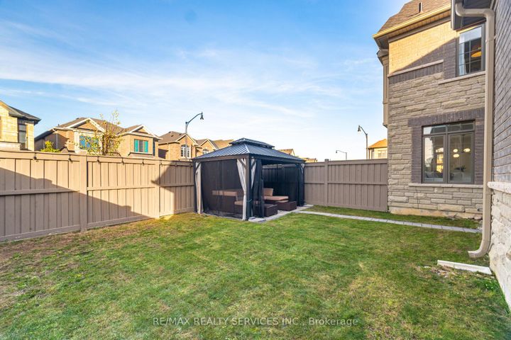Photo 44 at 62 Block Road, Northwest Brampton, Brampton