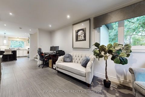 Photo 4 at 11 Tefley Road, Newtonbrook West, Toronto