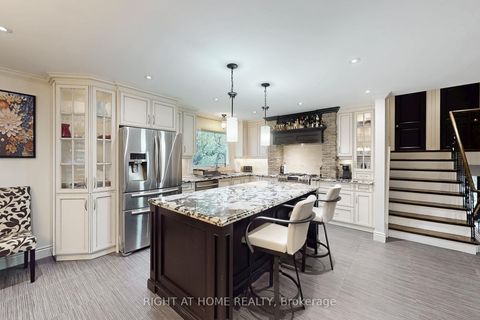 Photo 7 at 11 Tefley Road, Newtonbrook West, Toronto