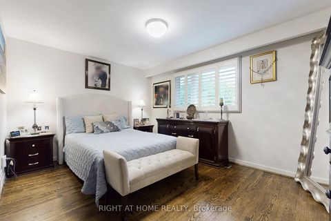 Photo 12 at 11 Tefley Road, Newtonbrook West, Toronto