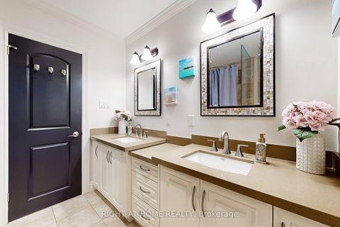 Photo 19 at 11 Tefley Road, Newtonbrook West, Toronto