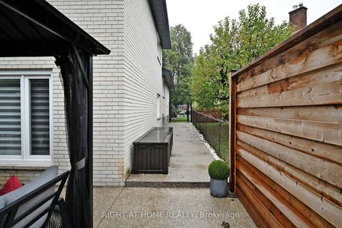 Photo 38 at 11 Tefley Road, Newtonbrook West, Toronto