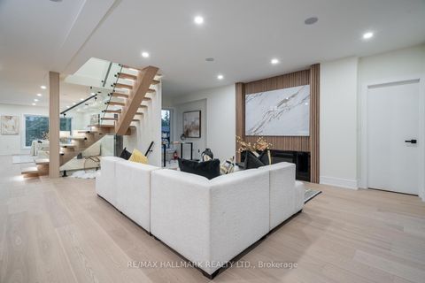 Photo 15 at 116 Kennard Avenue, Bathurst Manor, Toronto