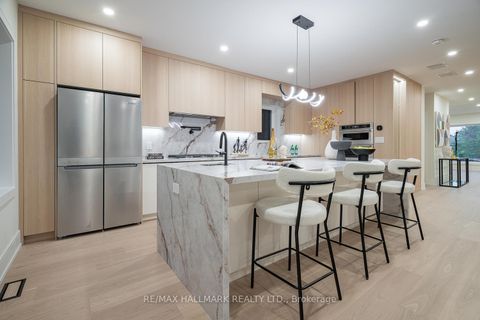 Photo 18 at 116 Kennard Avenue, Bathurst Manor, Toronto
