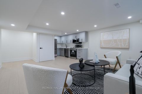 Photo 44 at 116 Kennard Avenue, Bathurst Manor, Toronto
