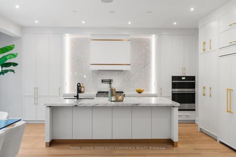 Photo 7 at 422 Hounslow Avenue, Willowdale West, Toronto