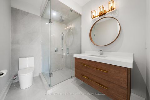 Photo 28 at 422 Hounslow Avenue, Willowdale West, Toronto
