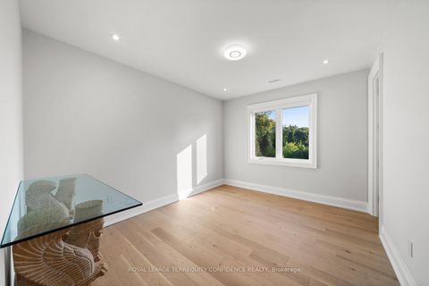 Photo 29 at 422 Hounslow Avenue, Willowdale West, Toronto