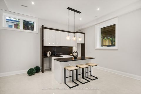 Photo 36 at 422 Hounslow Avenue, Willowdale West, Toronto