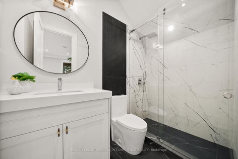 Photo 40 at 422 Hounslow Avenue, Willowdale West, Toronto
