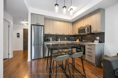 Photo 12 at 902 - 105 George Street, Moss Park, Toronto