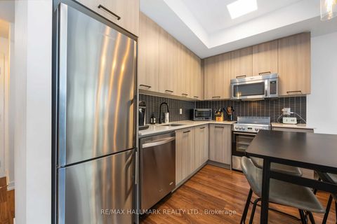 Photo 13 at 902 - 105 George Street, Moss Park, Toronto