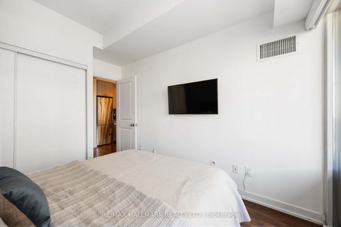 Photo 21 at 902 - 105 George Street, Moss Park, Toronto