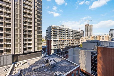 Photo 25 at 902 - 105 George Street, Moss Park, Toronto