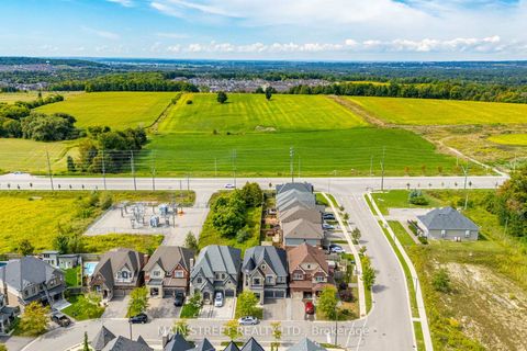 Photo 3 at 6 Leaden Hall Drive, Queensville, East Gwillimbury