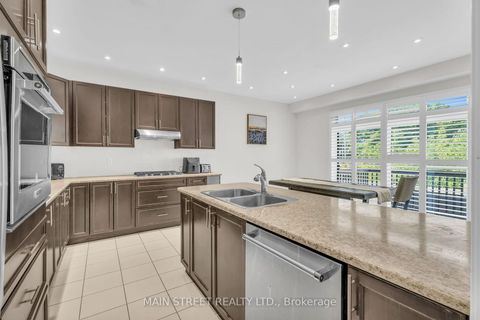 Photo 12 at 6 Leaden Hall Drive, Queensville, East Gwillimbury