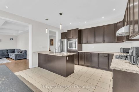 Photo 14 at 6 Leaden Hall Drive, Queensville, East Gwillimbury