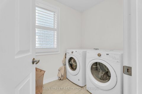Photo 15 at 6 Leaden Hall Drive, Queensville, East Gwillimbury