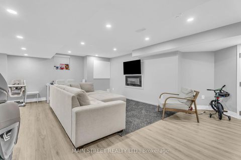 Photo 25 at 6 Leaden Hall Drive, Queensville, East Gwillimbury