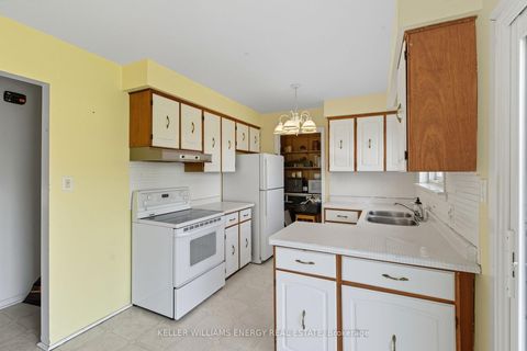 Photo 16 at 358 Lawson Road, Centennial Scarborough, Toronto