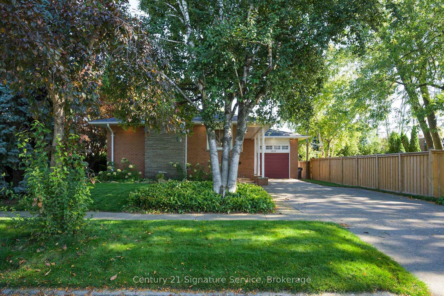 1602 Carletta Drive, Lakeview, Mississauga 