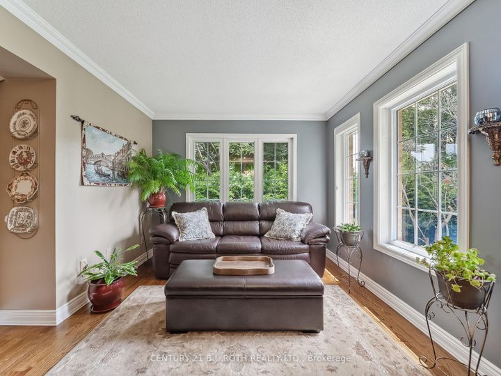 Photo 17 at 18 Claypine Trail, Brampton North, Brampton
