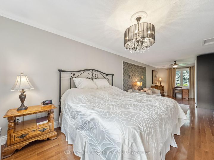 Photo 21 at 18 Claypine Trail, Brampton North, Brampton