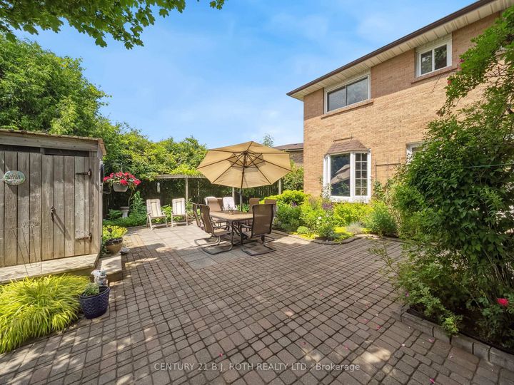 Photo 40 at 18 Claypine Trail, Brampton North, Brampton