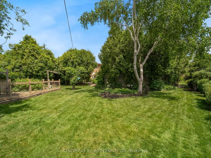 Photo 44 at 18 Claypine Trail, Brampton North, Brampton