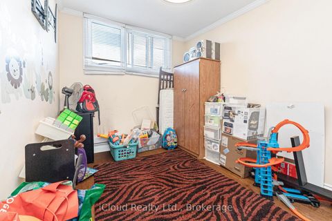 Photo 25 at 10 - 40 Rabbit Lane, West Deane, Toronto