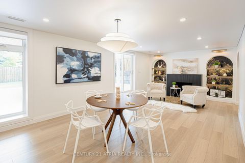Photo 20 at 56 Magpie Crescent, Windfields, Toronto
