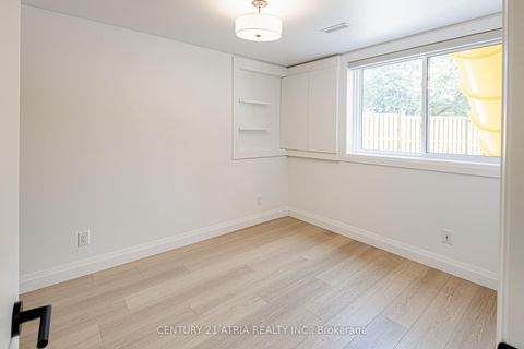 Photo 25 at 56 Magpie Crescent, Windfields, Toronto