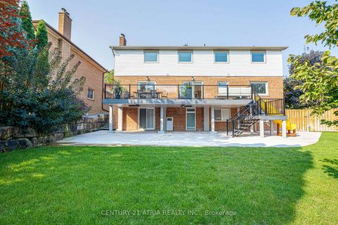 Photo 30 at 56 Magpie Crescent, Windfields, Toronto