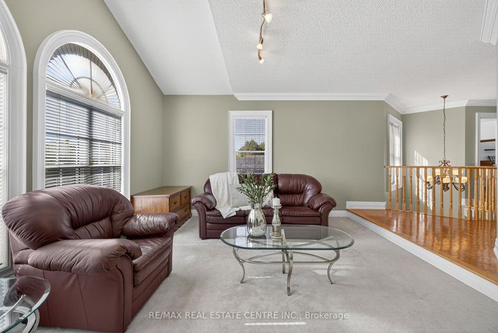 Photo 25 at 7 Larkmead Place, Wellington, Brampton