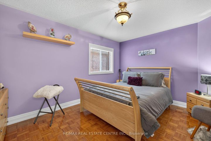 Photo 29 at 7 Larkmead Place, Wellington, Brampton