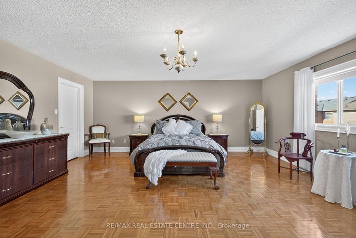 Photo 36 at 7 Larkmead Place, Wellington, Brampton